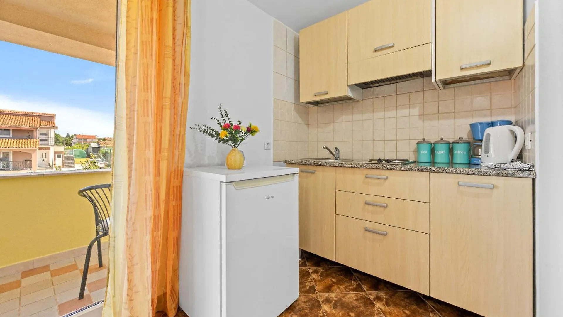Apartments Vito Near Pula - Balcony, Sea View Galižana