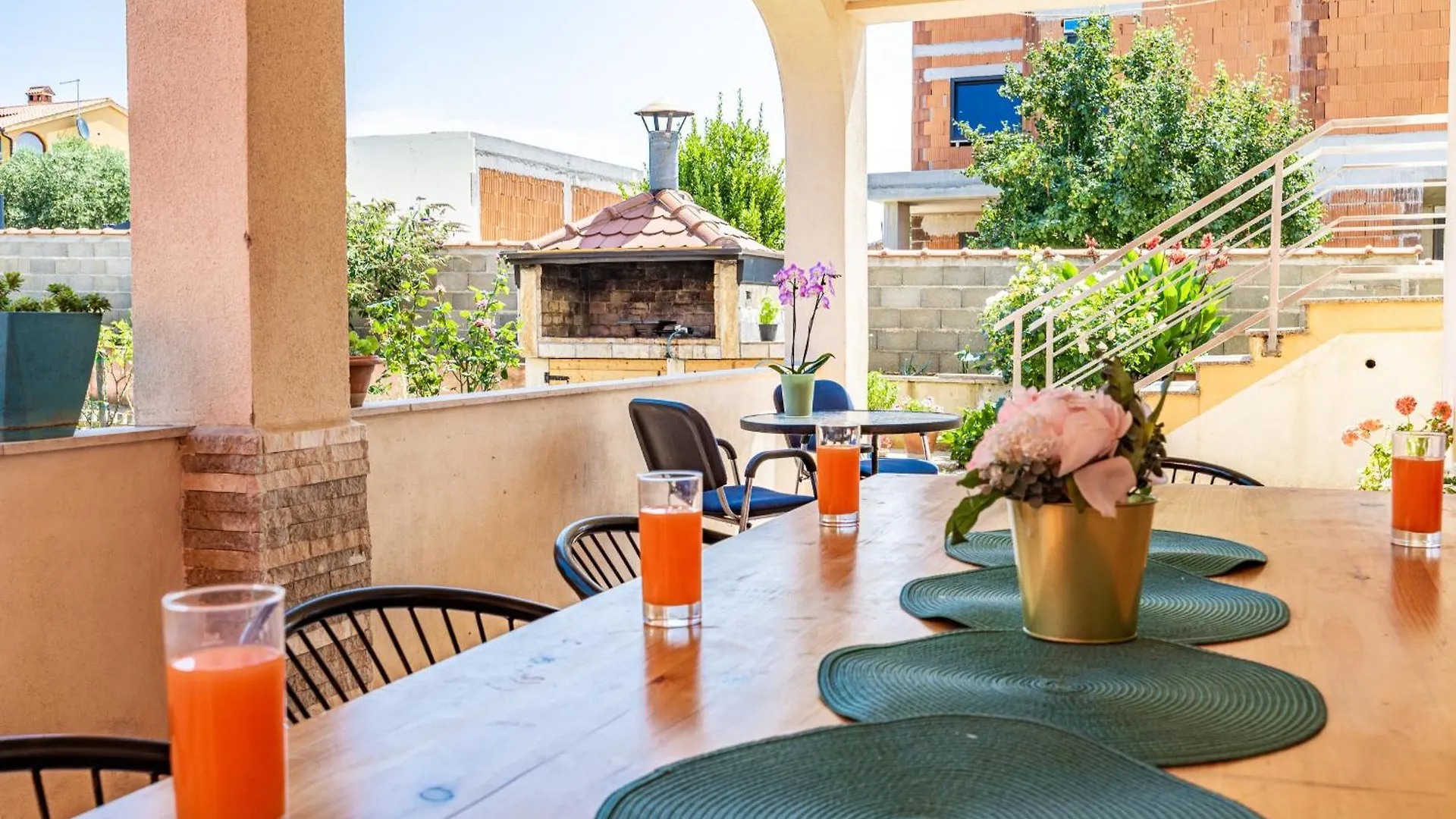 Apartments Vito Near Pula - Balcony, Sea View Galižana